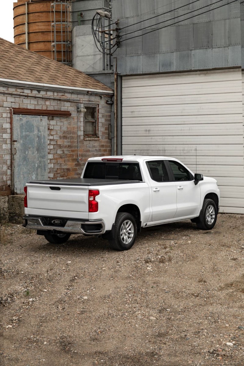 LiteRider Roll-Up Tonneau Cover Fits Select 99-07 Chevrolet/GMC Silverado/Sierra with 8' Bed (1500 Models Exclude Dually)