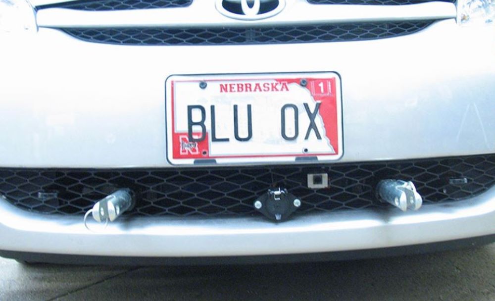 Blue Ox BX3757 Baseplate fits Toyota Sienna (Without Speed Control)