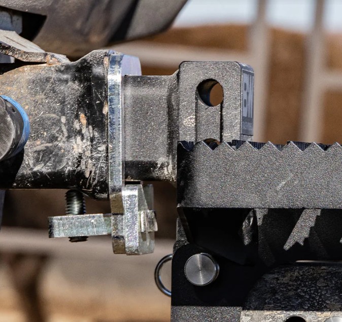 2.5" Receiver Hitch Silencer